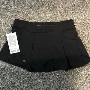 Lululemon Pace Rival MR skirt - size 8